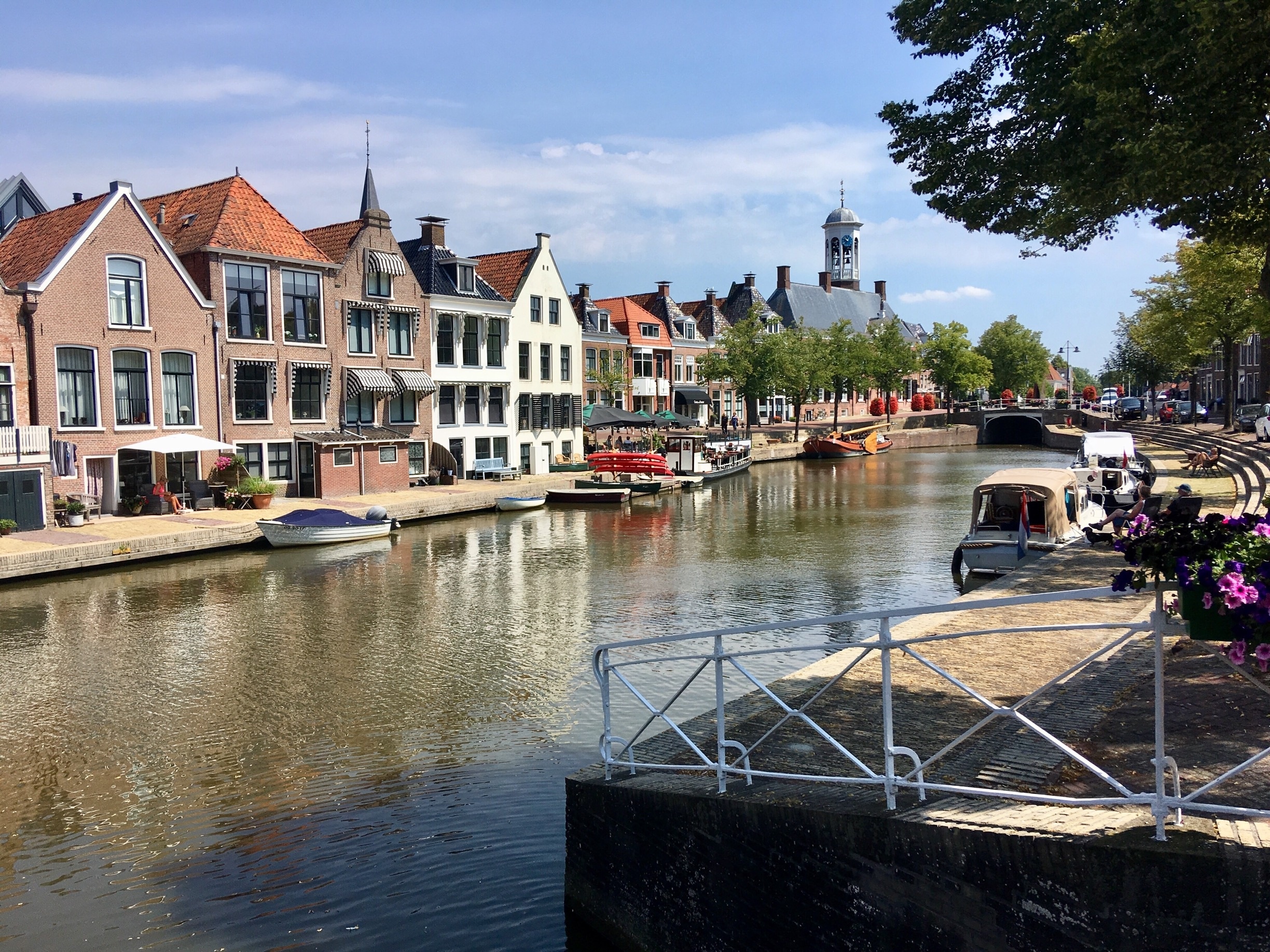 https://mdw-travel-data-us-east-1.s3.amazonaws.com/img/country/Netherlands/Dokkum/img_03.jpg