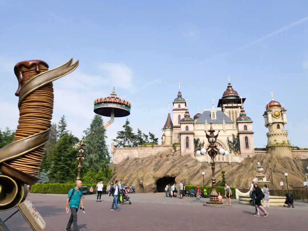 https://mdw-travel-data-us-east-1.s3.amazonaws.com/img/country/Netherlands/Efteling/img_00.jpg