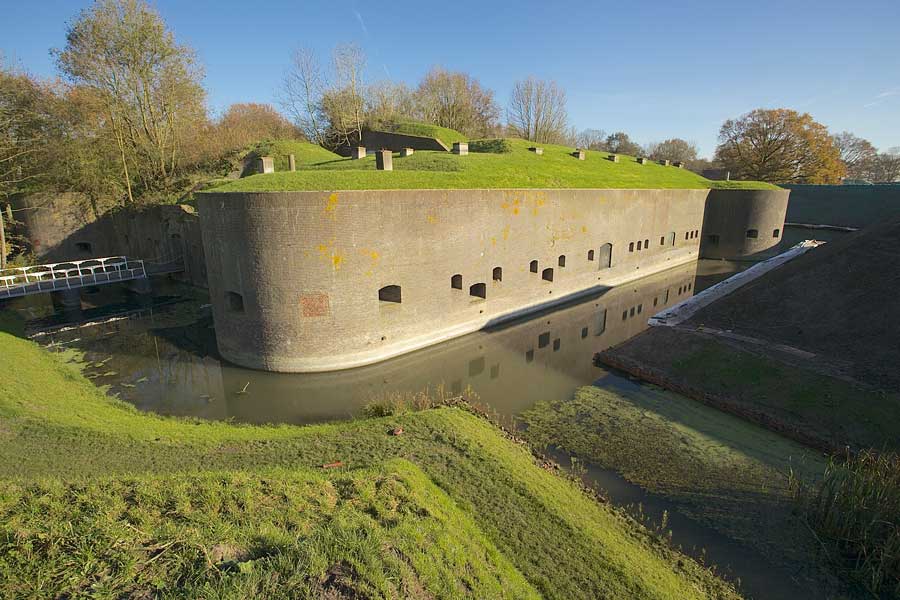 https://mdw-travel-data-us-east-1.s3.amazonaws.com/img/country/Netherlands/Fort-bij-Vechten/img_02.jpg