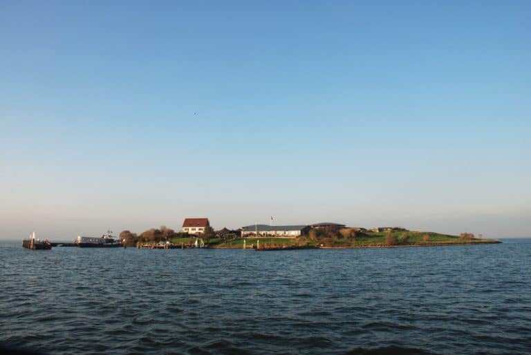 https://mdw-travel-data-us-east-1.s3.amazonaws.com/img/country/Netherlands/Forteiland-Pampus/img_03.jpg