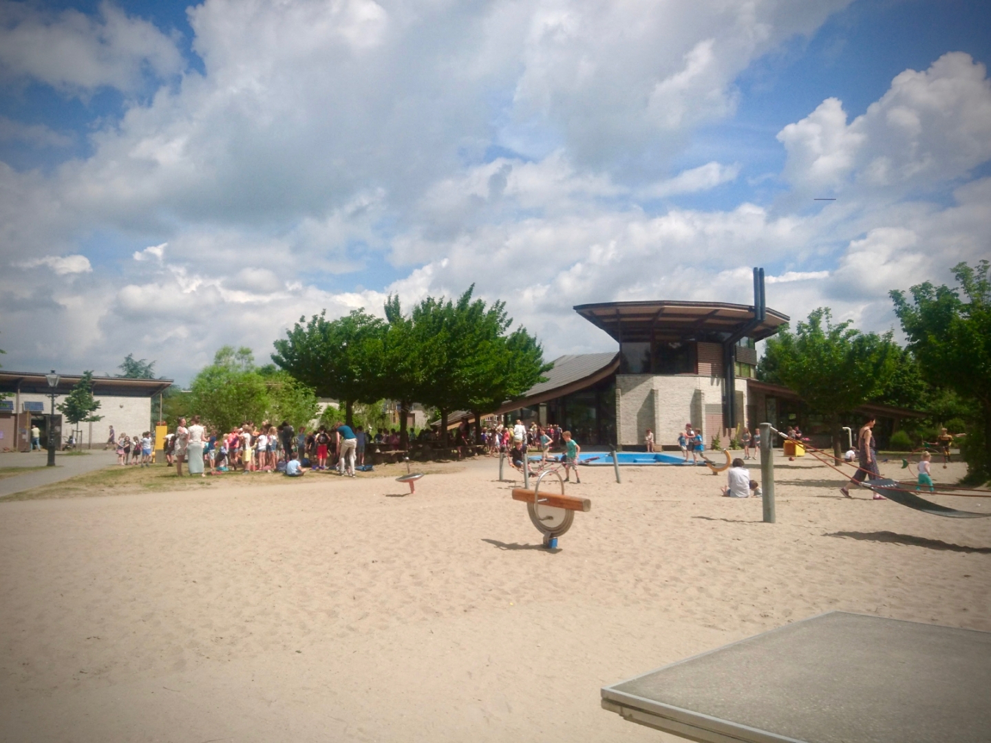 https://mdw-travel-data-us-east-1.s3.amazonaws.com/img/country/Netherlands/Griftpark/img_02.jpg