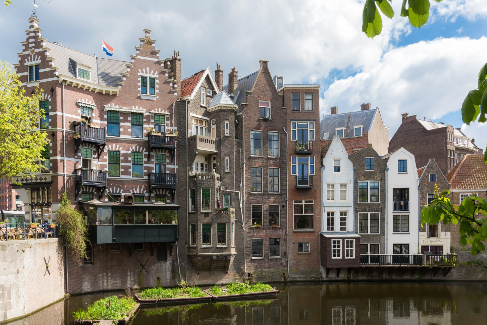 https://mdw-travel-data-us-east-1.s3.amazonaws.com/img/country/Netherlands/Historic-Delfshaven/img_02.jpg