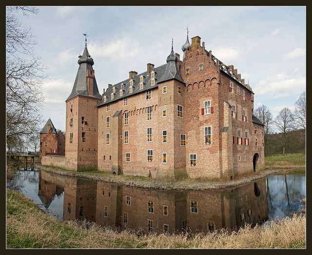 https://mdw-travel-data-us-east-1.s3.amazonaws.com/img/country/Netherlands/Kasteel-Doorwerth/img_01.jpg