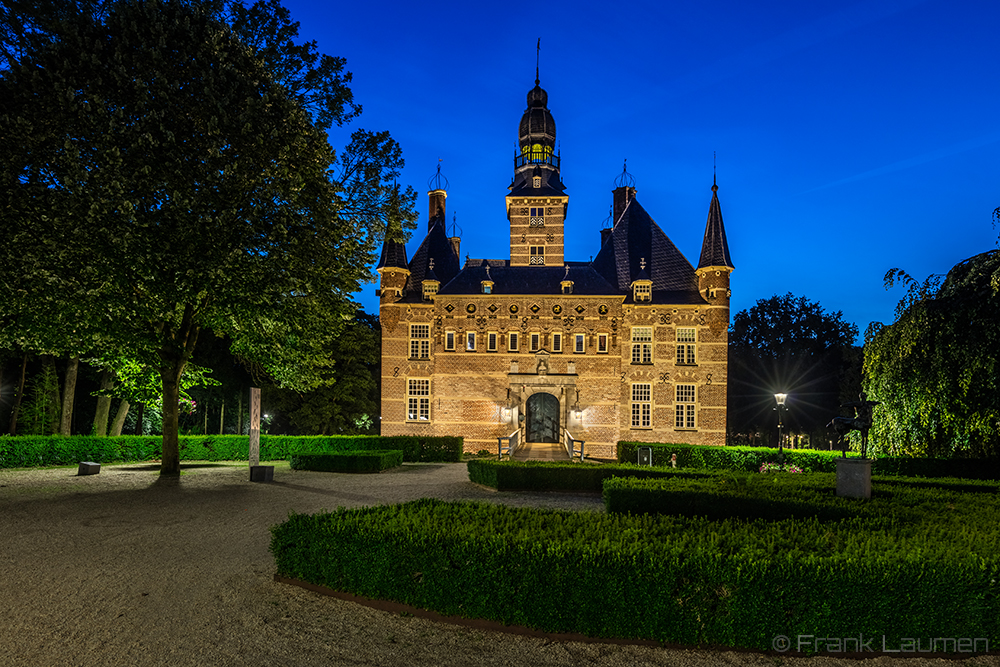 https://mdw-travel-data-us-east-1.s3.amazonaws.com/img/country/Netherlands/Kasteel-Wijchen/img_00.jpg