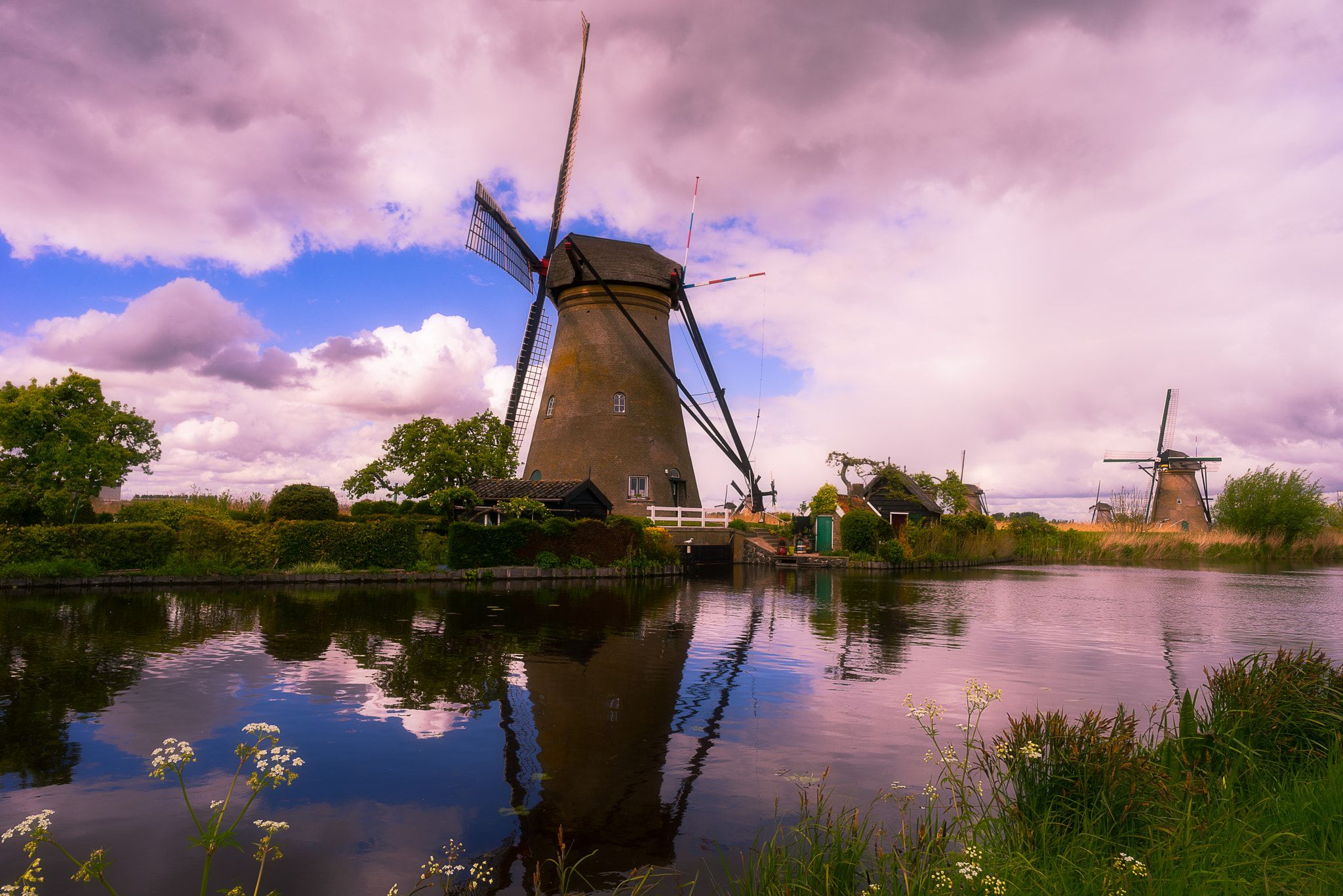 https://mdw-travel-data-us-east-1.s3.amazonaws.com/img/country/Netherlands/Kinderdijk/img_02.jpg