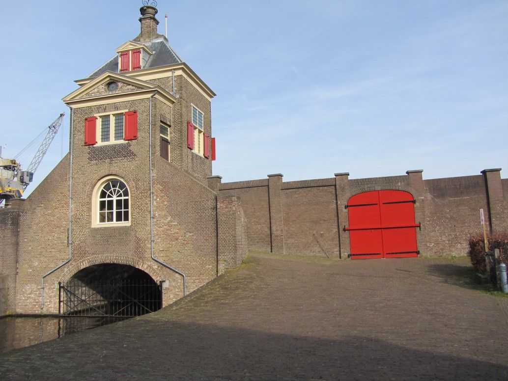https://mdw-travel-data-us-east-1.s3.amazonaws.com/img/country/Netherlands/Kruithuis-Museum/img_01.jpg