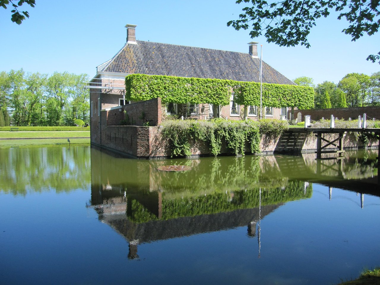 https://mdw-travel-data-us-east-1.s3.amazonaws.com/img/country/Netherlands/Landgoed-Verhildersum/img_01.jpg