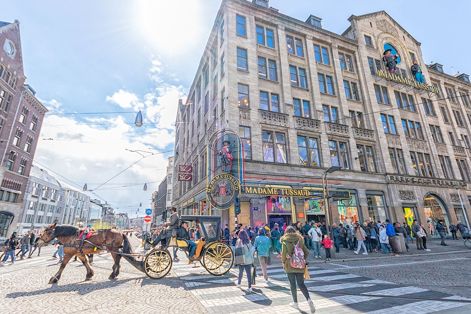 https://mdw-travel-data-us-east-1.s3.amazonaws.com/img/country/Netherlands/Madame-Tussauds-Amsterdam/img_02.jpg