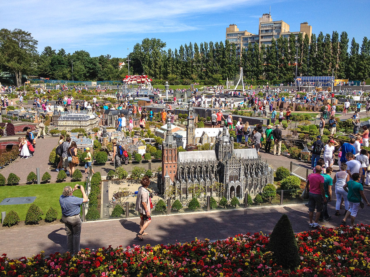 https://mdw-travel-data-us-east-1.s3.amazonaws.com/img/country/Netherlands/Madurodam/img_03.jpg