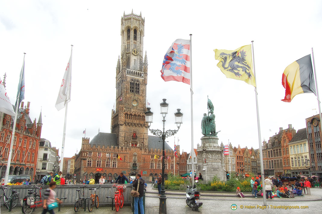 https://mdw-travel-data-us-east-1.s3.amazonaws.com/img/country/Netherlands/Market-Square--Grote-Markt-/img_02.jpg