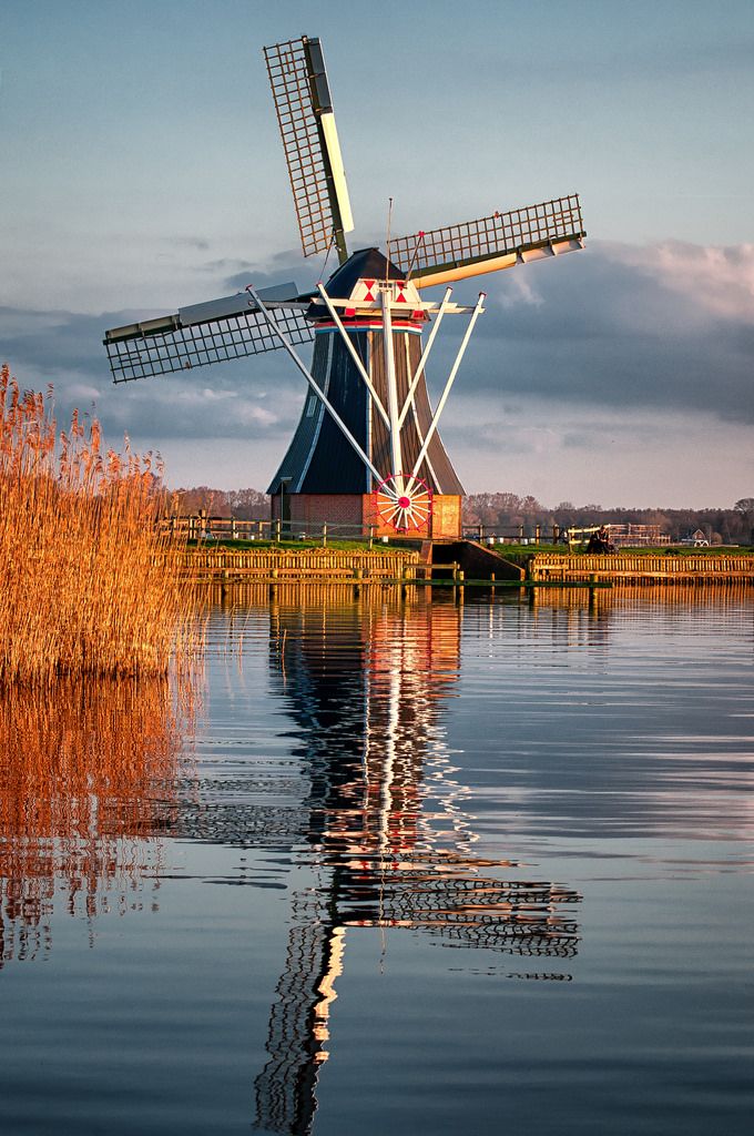 https://mdw-travel-data-us-east-1.s3.amazonaws.com/img/country/Netherlands/Molen-Dorette/img_01.jpg