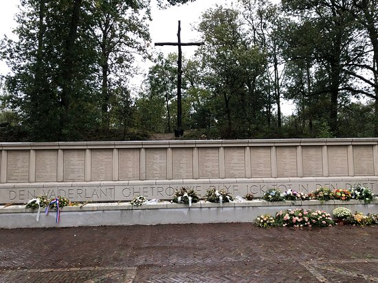 https://mdw-travel-data-us-east-1.s3.amazonaws.com/img/country/Netherlands/Nationaal-Monument-Kamp-Vught/img_00.jpg