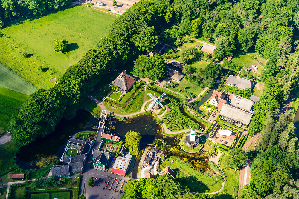 https://mdw-travel-data-us-east-1.s3.amazonaws.com/img/country/Netherlands/Nederlands-Openluchtmuseum/img_01.jpg