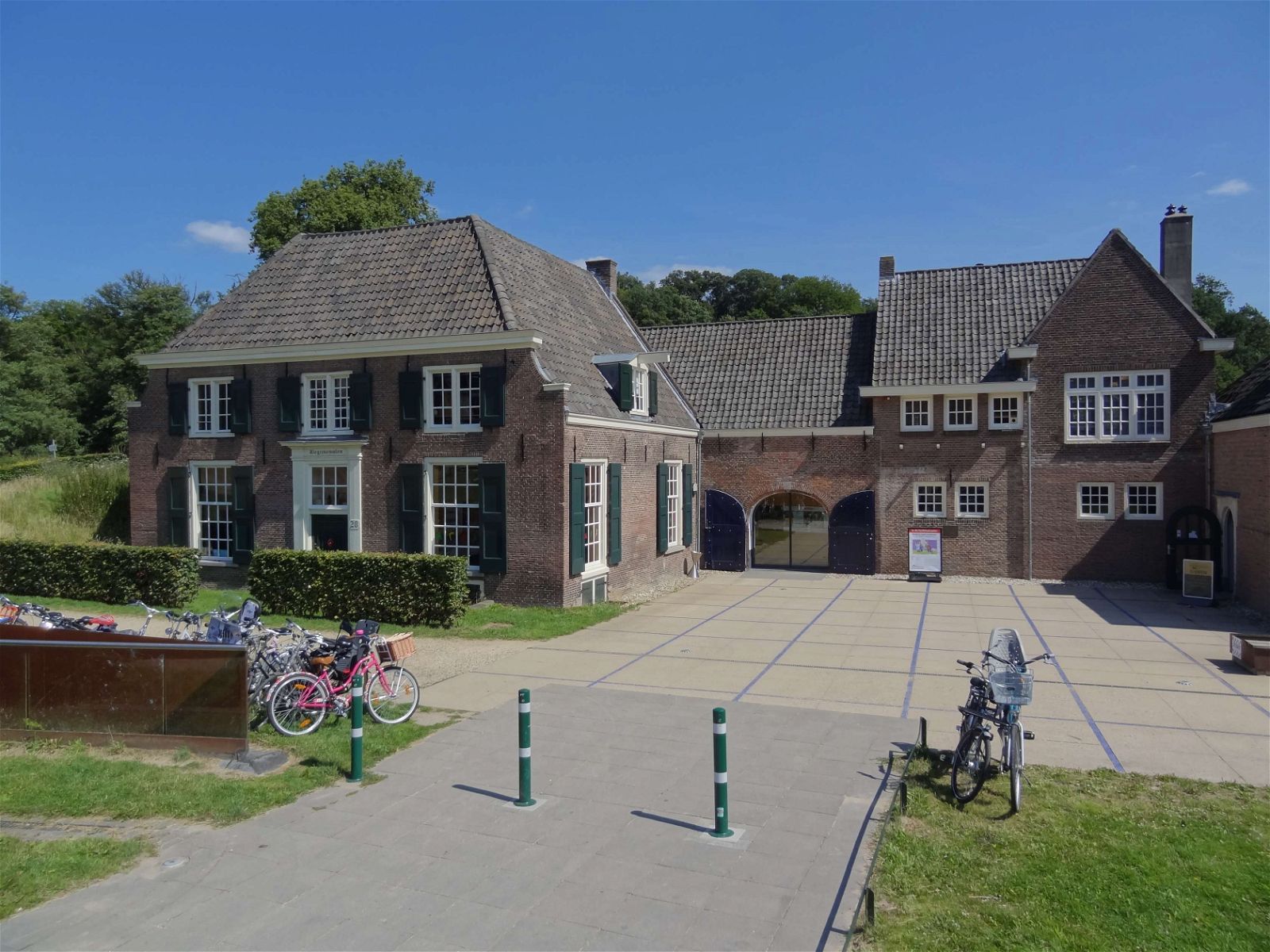 https://mdw-travel-data-us-east-1.s3.amazonaws.com/img/country/Netherlands/Nederlands-Watermuseum/img_02.jpg