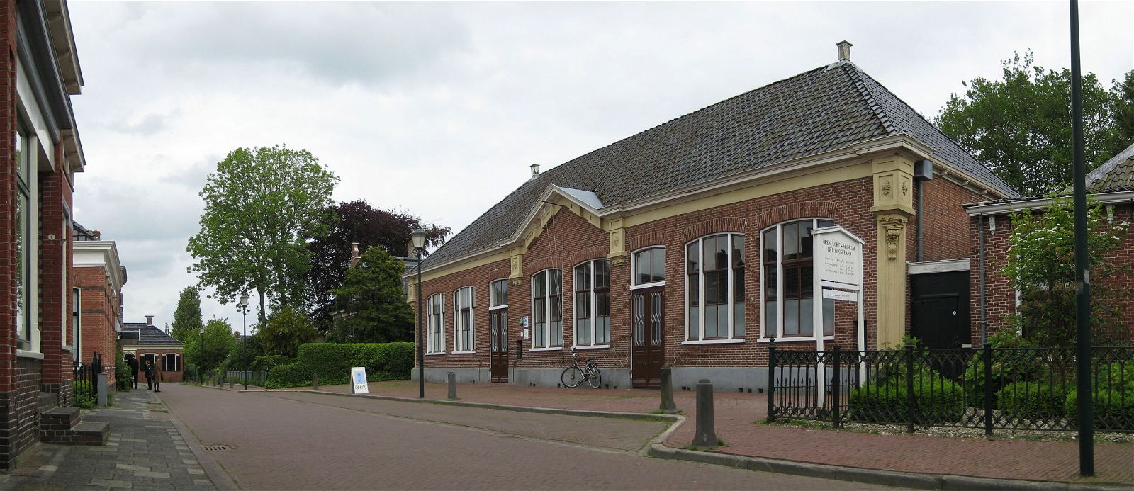https://mdw-travel-data-us-east-1.s3.amazonaws.com/img/country/Netherlands/Openluchtmuseum-Het-Hoogeland/img_02.jpg