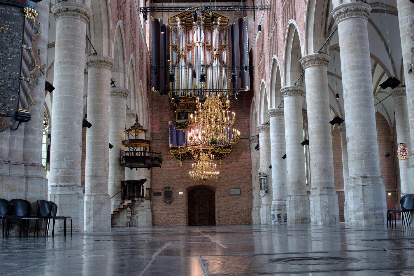 https://mdw-travel-data-us-east-1.s3.amazonaws.com/img/country/Netherlands/Pieterskerk/img_03.jpg