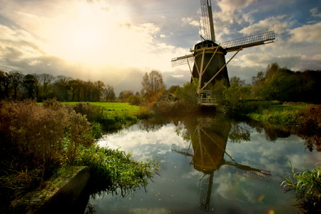 https://mdw-travel-data-us-east-1.s3.amazonaws.com/img/country/Netherlands/Riekermolen/img_01.jpg