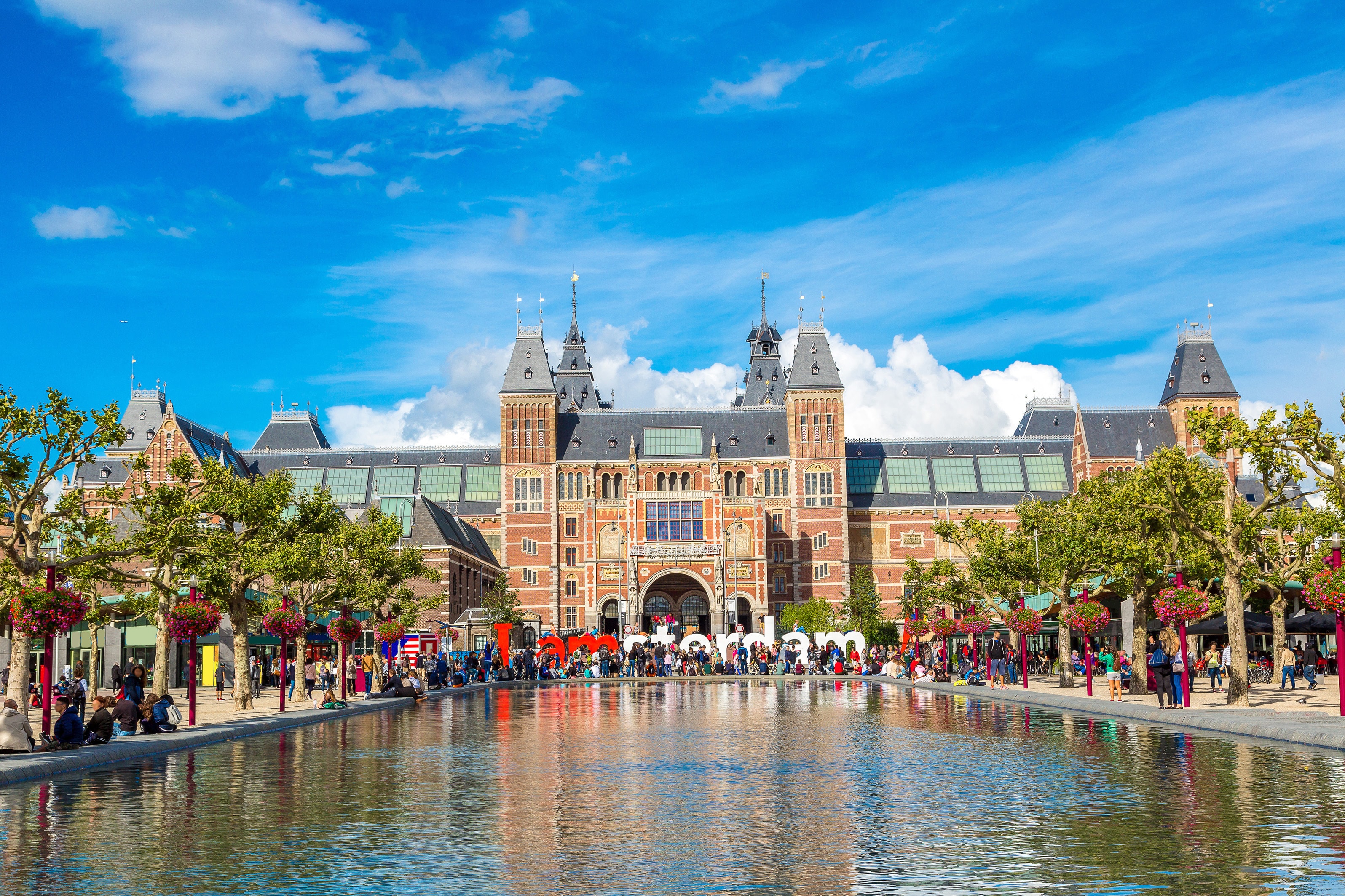 https://mdw-travel-data-us-east-1.s3.amazonaws.com/img/country/Netherlands/Rijksmuseum-Twenthe/img_00.jpg