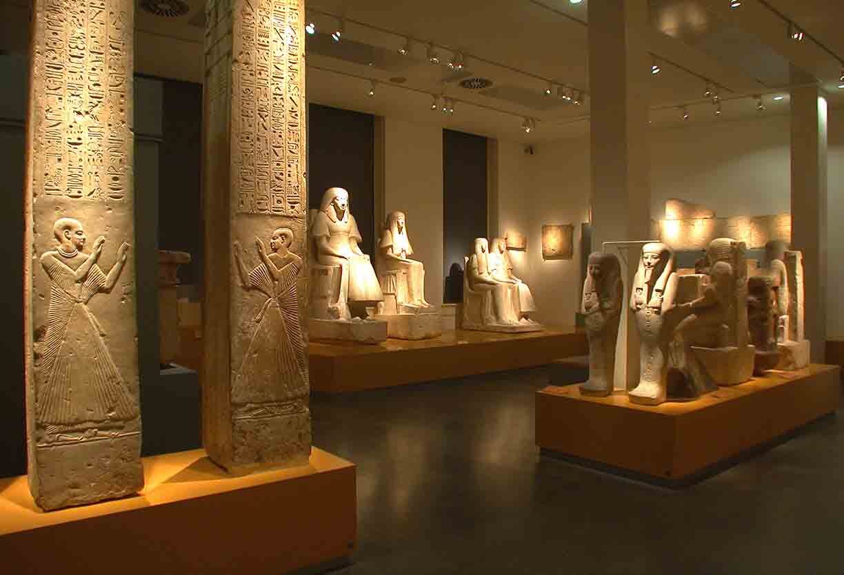 https://mdw-travel-data-us-east-1.s3.amazonaws.com/img/country/Netherlands/Rijksmuseum-van-Oudheden/img_03.jpg