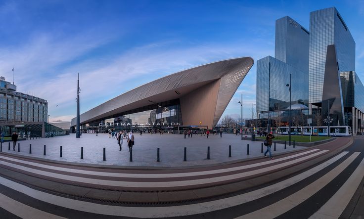 https://mdw-travel-data-us-east-1.s3.amazonaws.com/img/country/Netherlands/Rotterdam-Central-Station/img_00.jpg