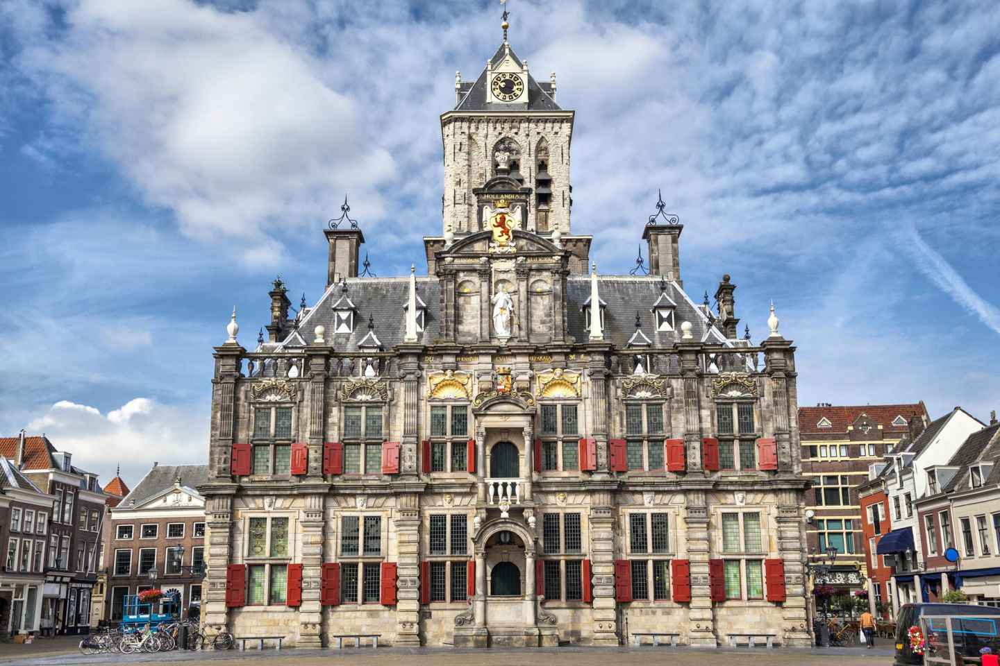 https://mdw-travel-data-us-east-1.s3.amazonaws.com/img/country/Netherlands/Royal-Delft-Experience/img_00.jpg