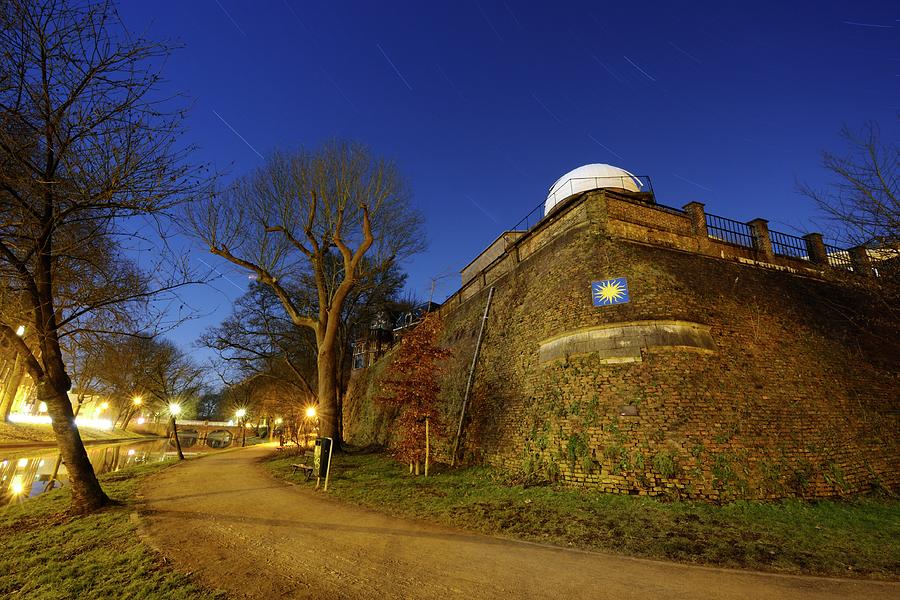 https://mdw-travel-data-us-east-1.s3.amazonaws.com/img/country/Netherlands/Sonnenborgh-Observatory/img_01.jpg