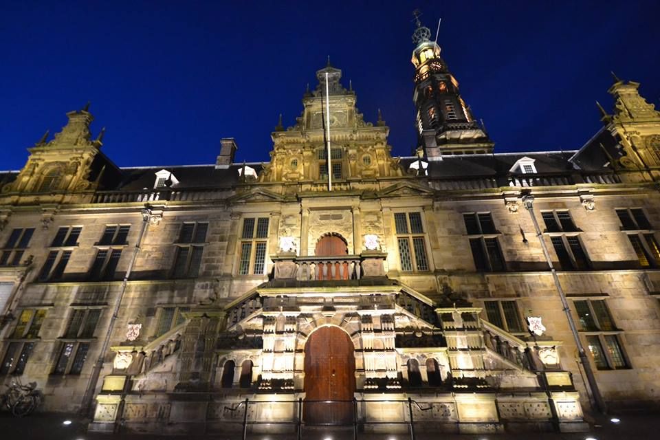 https://mdw-travel-data-us-east-1.s3.amazonaws.com/img/country/Netherlands/Stadhuis-Leiden/img_00.jpg
