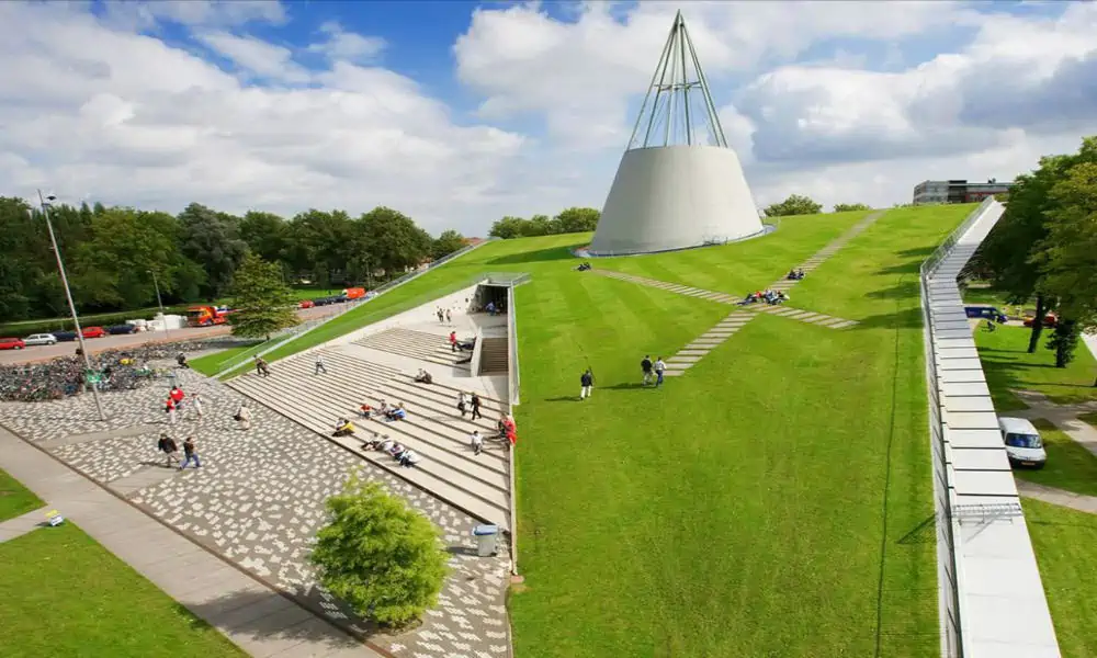 https://mdw-travel-data-us-east-1.s3.amazonaws.com/img/country/Netherlands/TU-Delft-Library/img_02.jpg