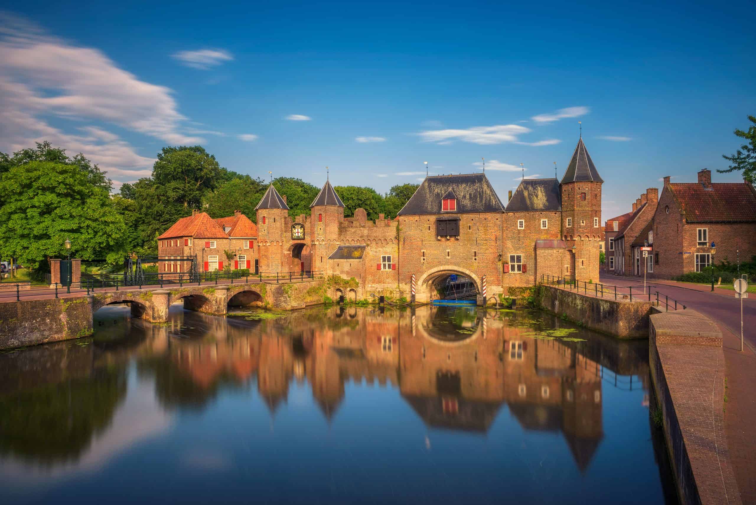 https://mdw-travel-data-us-east-1.s3.amazonaws.com/img/country/Netherlands/The-Amersfoort-Fresco/img_00.jpg