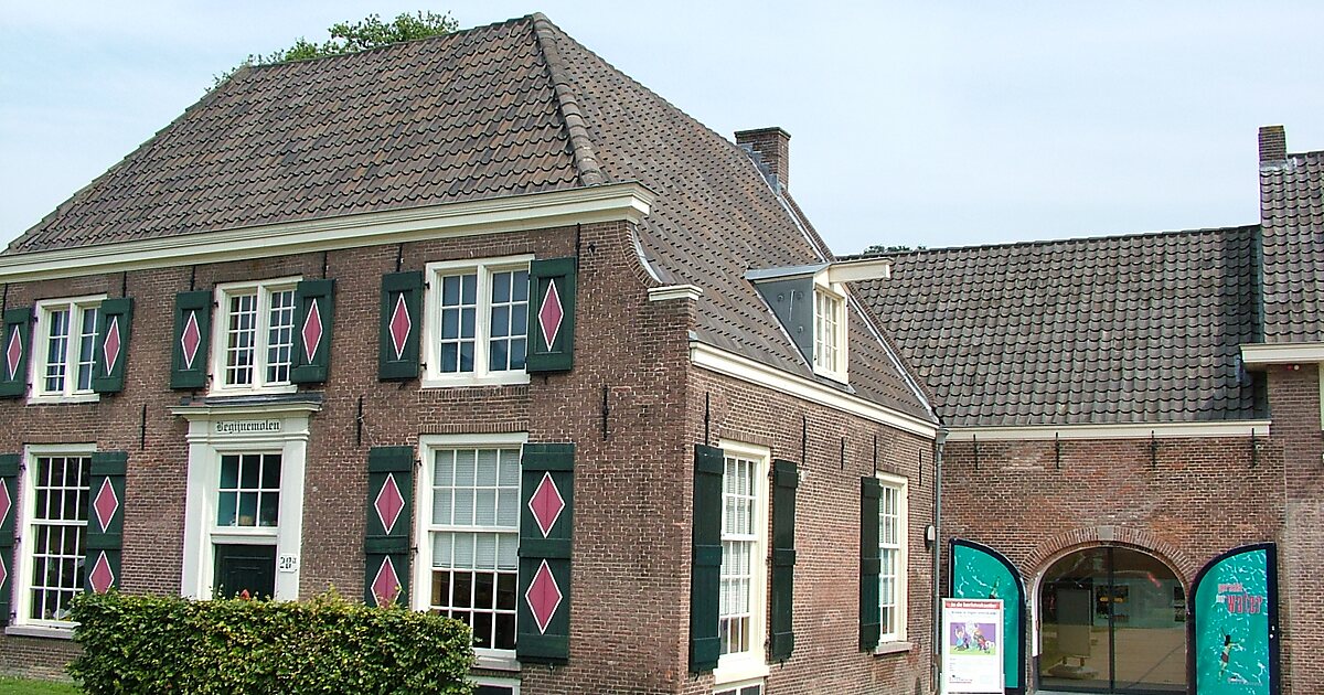 https://mdw-travel-data-us-east-1.s3.amazonaws.com/img/country/Netherlands/The-Waterline-Museum/img_02.jpg