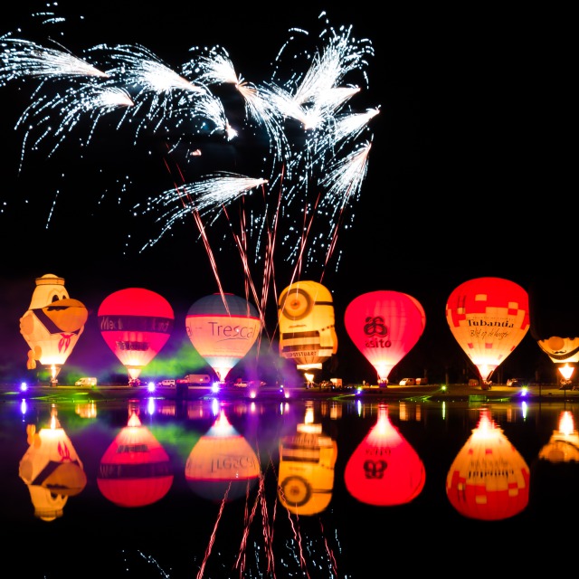 https://mdw-travel-data-us-east-1.s3.amazonaws.com/img/country/Netherlands/Twente-Ballooning/img_01.jpg