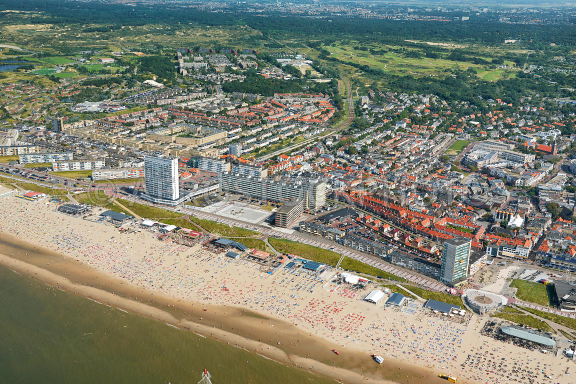 https://mdw-travel-data-us-east-1.s3.amazonaws.com/img/country/Netherlands/Zandvoort-aan-Zee/img_00.jpg