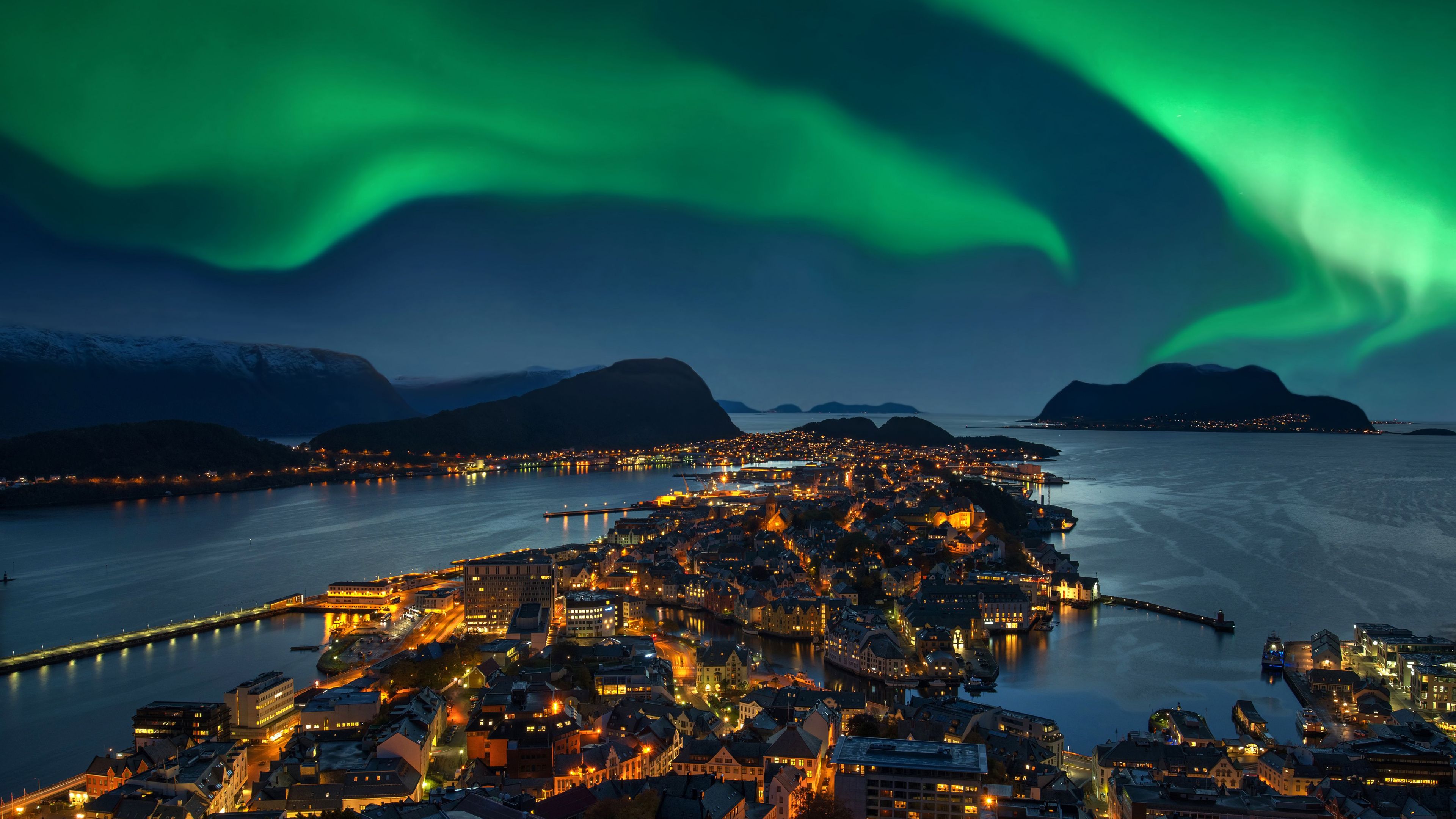 https://mdw-travel-data-us-east-1.s3.amazonaws.com/img/country/Norway/Alesund-Kunstforening/img_01.jpg