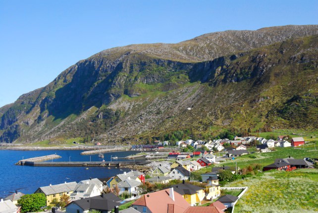 https://mdw-travel-data-us-east-1.s3.amazonaws.com/img/country/Norway/Alnes-Art-Gallery/img_02.jpg