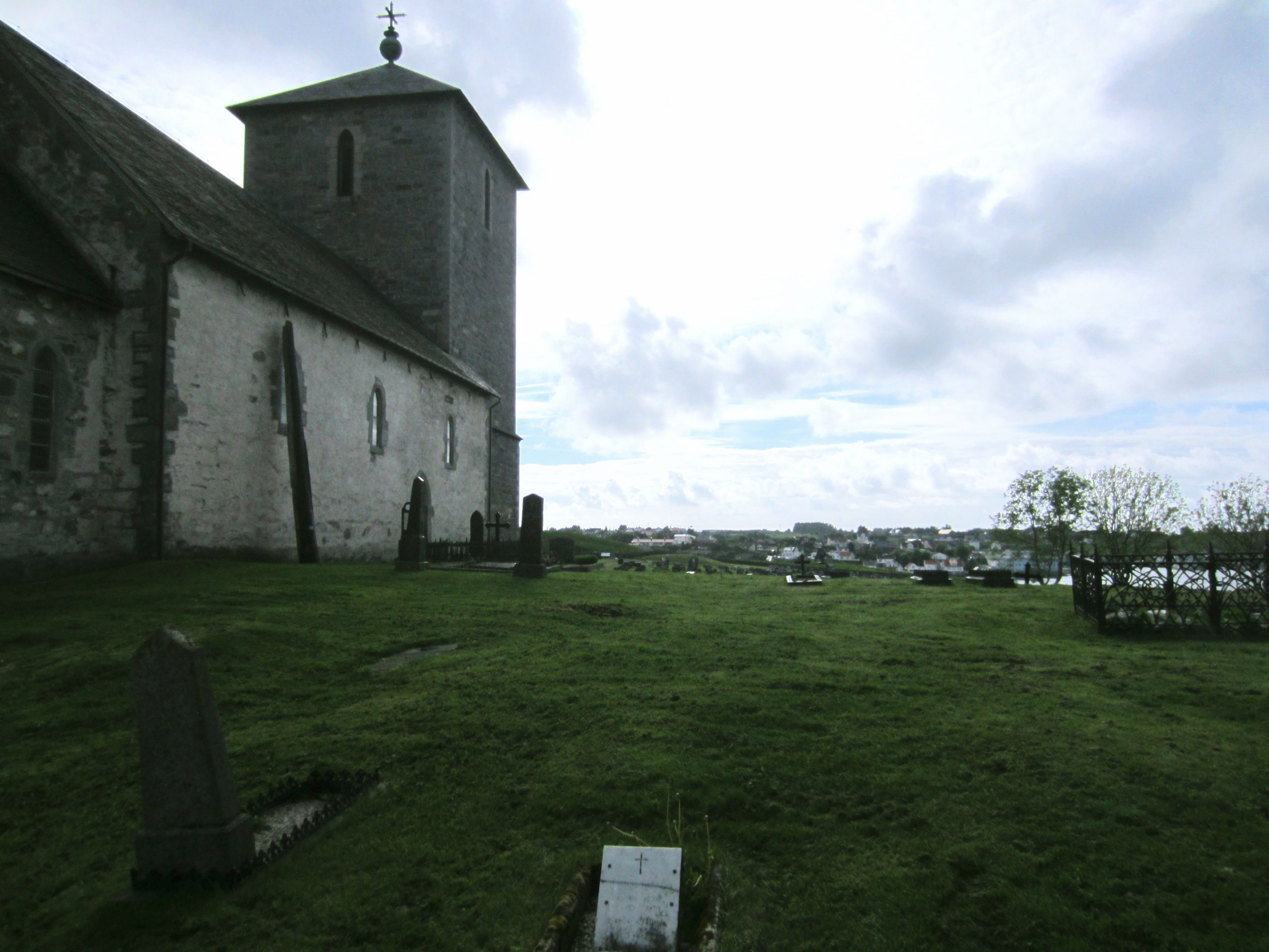 https://mdw-travel-data-us-east-1.s3.amazonaws.com/img/country/Norway/Avaldsnes-Church/img_03.jpg
