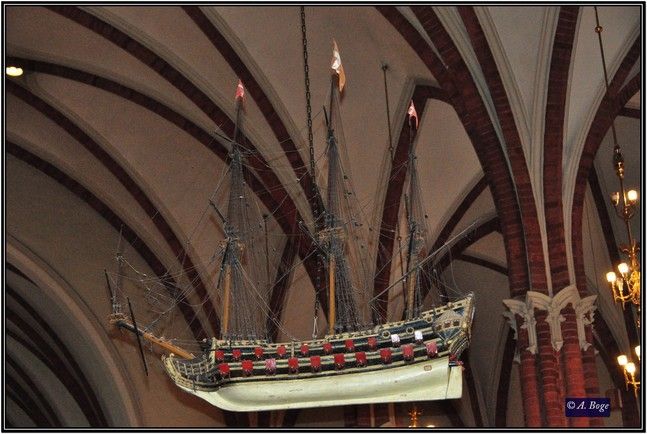 https://mdw-travel-data-us-east-1.s3.amazonaws.com/img/country/Norway/Bragernes-Church/img_03.jpg