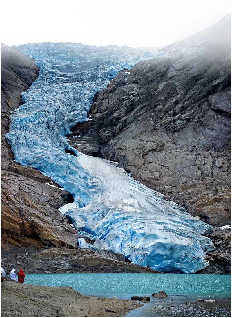 https://mdw-travel-data-us-east-1.s3.amazonaws.com/img/country/Norway/Briksdalsbreen-Glacier/img_01.jpg
