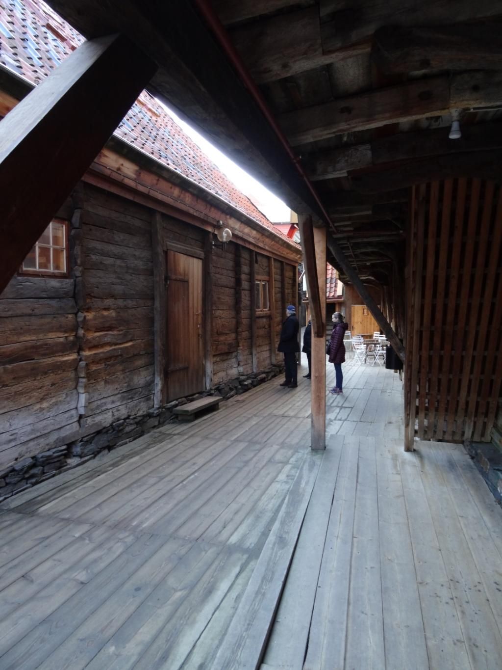 https://mdw-travel-data-us-east-1.s3.amazonaws.com/img/country/Norway/Bryggens-Museum/img_03.jpg