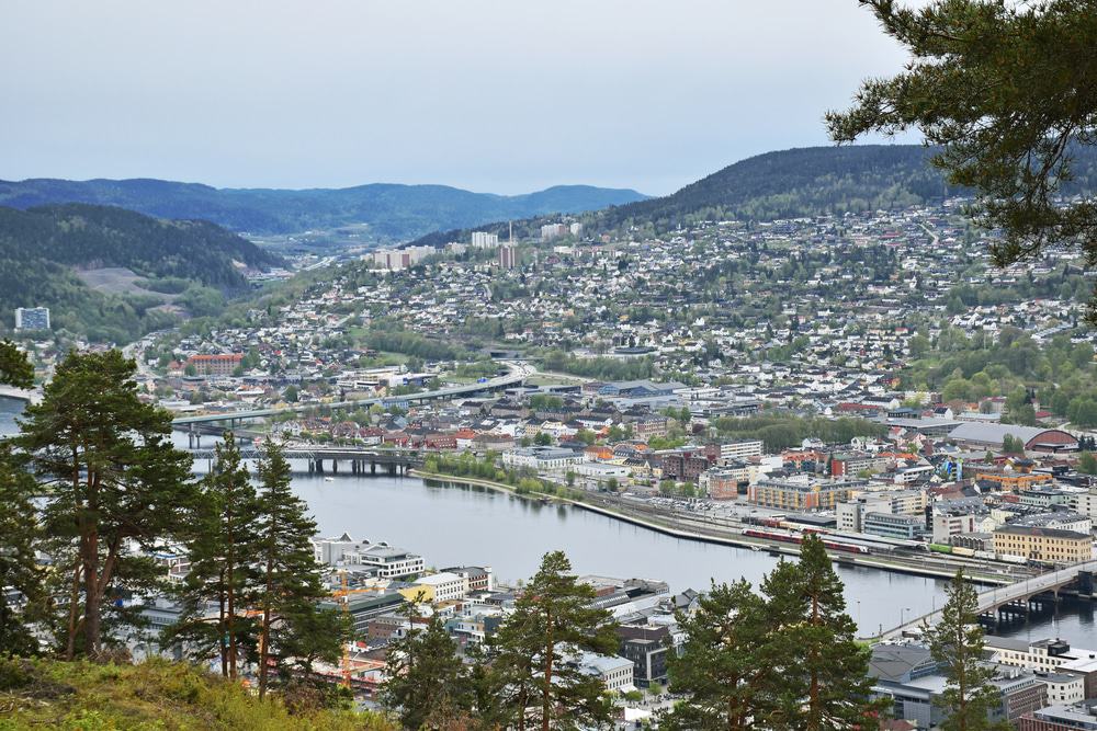 https://mdw-travel-data-us-east-1.s3.amazonaws.com/img/country/Norway/Drammen-Water-Park/img_02.jpg