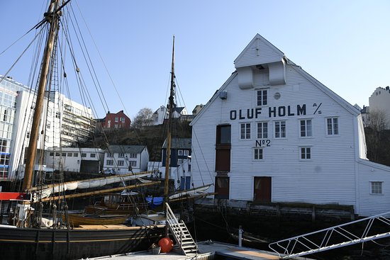 https://mdw-travel-data-us-east-1.s3.amazonaws.com/img/country/Norway/Fiskerimuseet---The-Fisheries-Museum/img_03.jpg