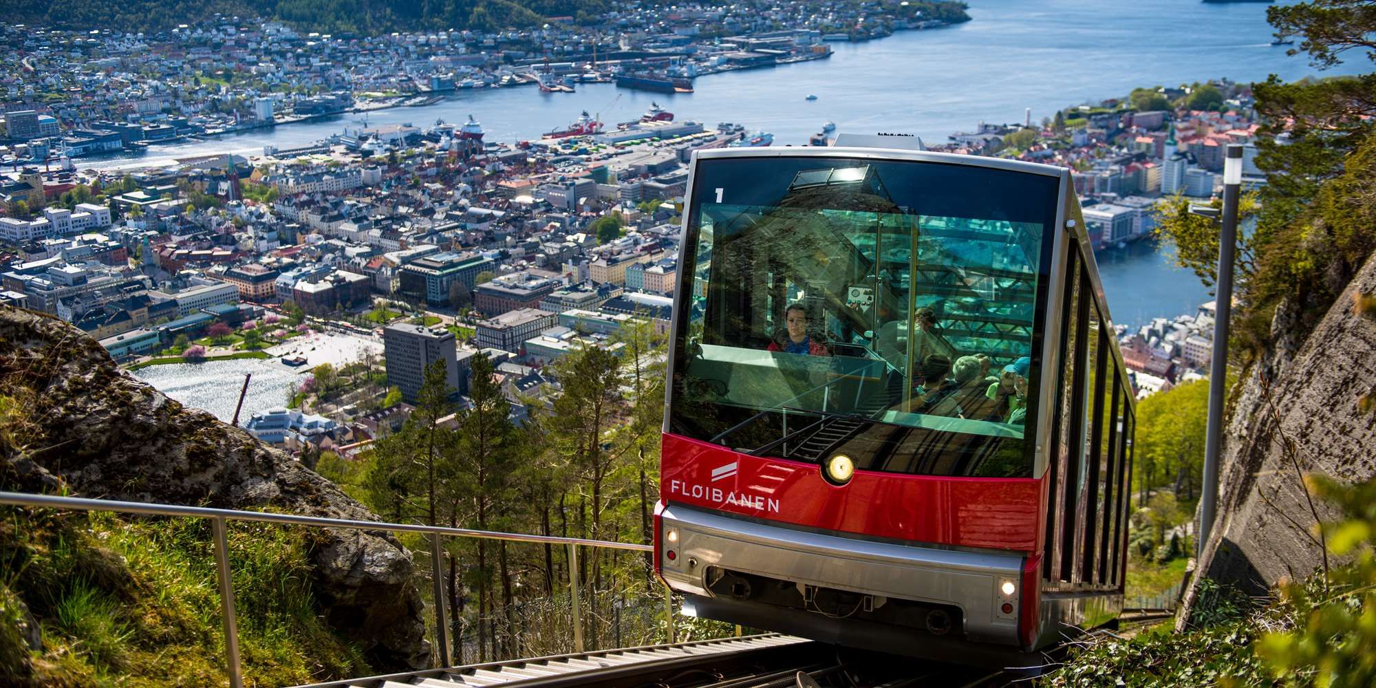 https://mdw-travel-data-us-east-1.s3.amazonaws.com/img/country/Norway/Floibanen-Funicular/img_03.jpg