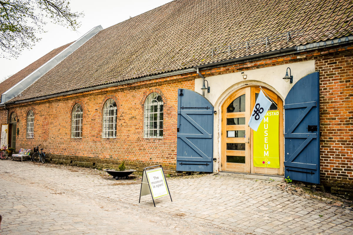 https://mdw-travel-data-us-east-1.s3.amazonaws.com/img/country/Norway/Fredrikstad-Museum/img_01.jpg