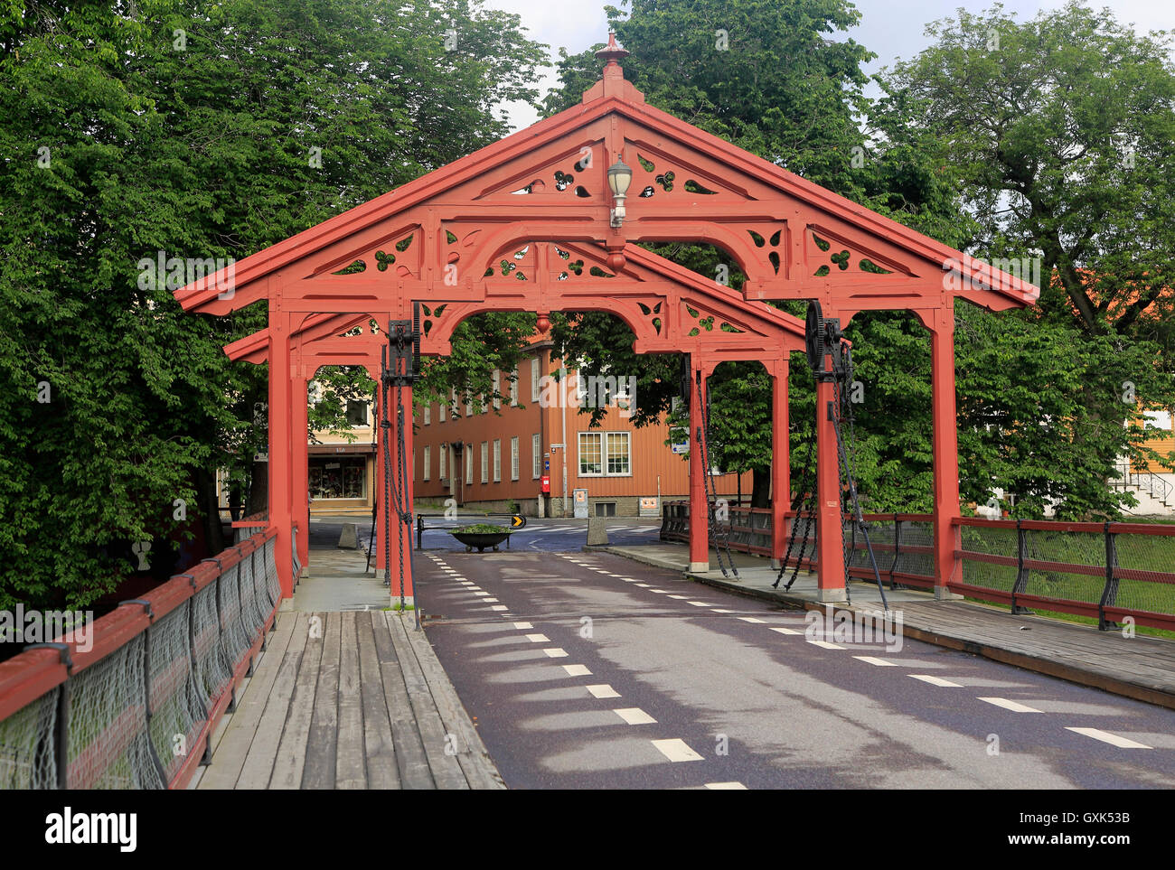 https://mdw-travel-data-us-east-1.s3.amazonaws.com/img/country/Norway/Gamle-Bybro/img_01.jpg