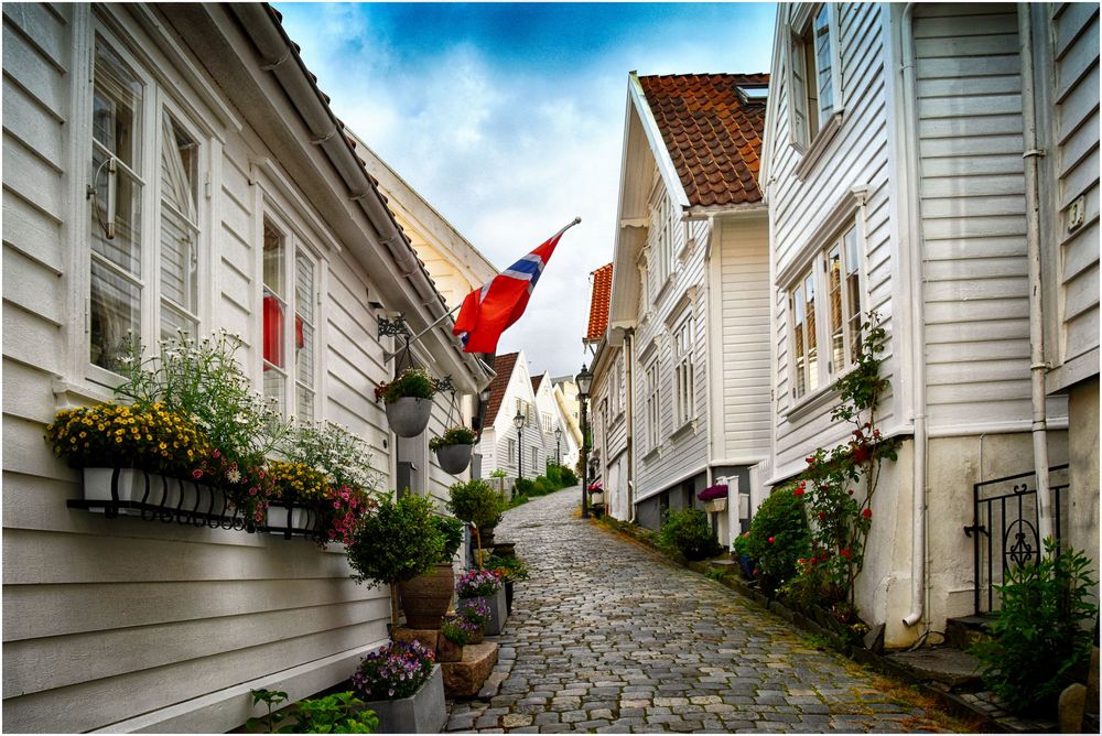 https://mdw-travel-data-us-east-1.s3.amazonaws.com/img/country/Norway/Gamle-Stavanger/img_01.jpg