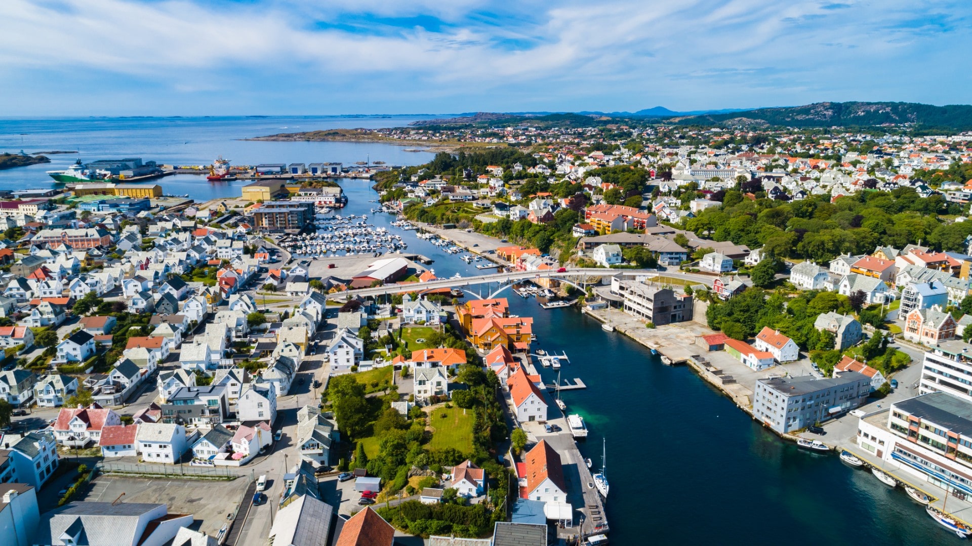 https://mdw-travel-data-us-east-1.s3.amazonaws.com/img/country/Norway/Haugesund-Town-Hall/img_02.jpg