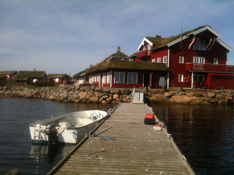https://mdw-travel-data-us-east-1.s3.amazonaws.com/img/country/Norway/Hustadvika-Gjestegard/img_02.jpg