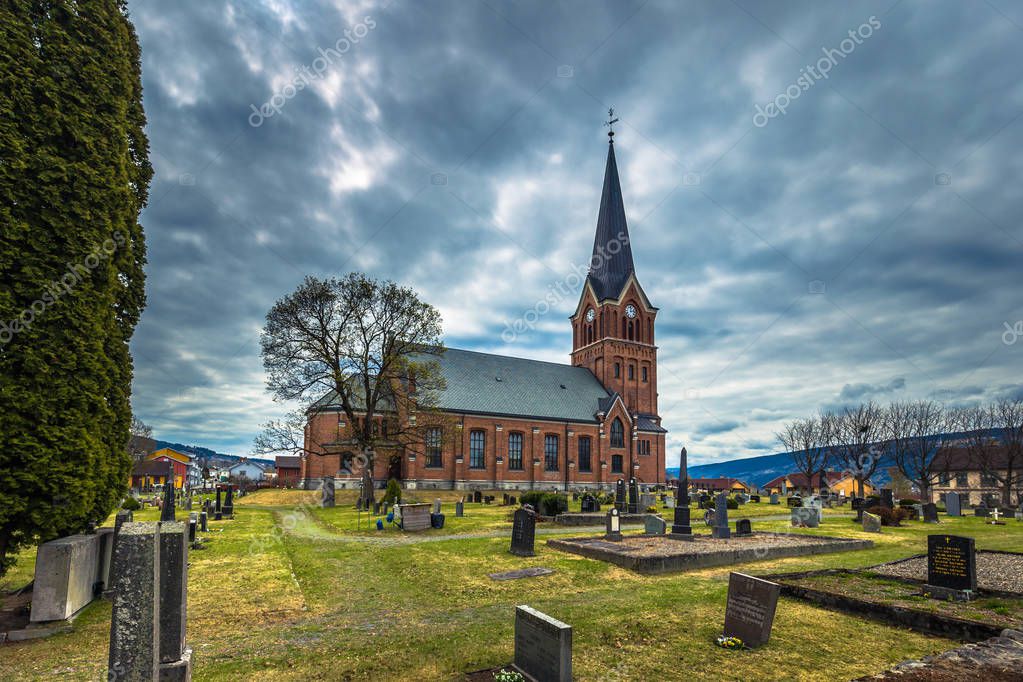 https://mdw-travel-data-us-east-1.s3.amazonaws.com/img/country/Norway/Lillehammer-Church/img_01.jpg