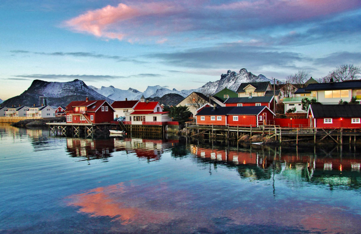 https://mdw-travel-data-us-east-1.s3.amazonaws.com/img/country/Norway/Lofoten-Villmarkssenter/img_02.jpg