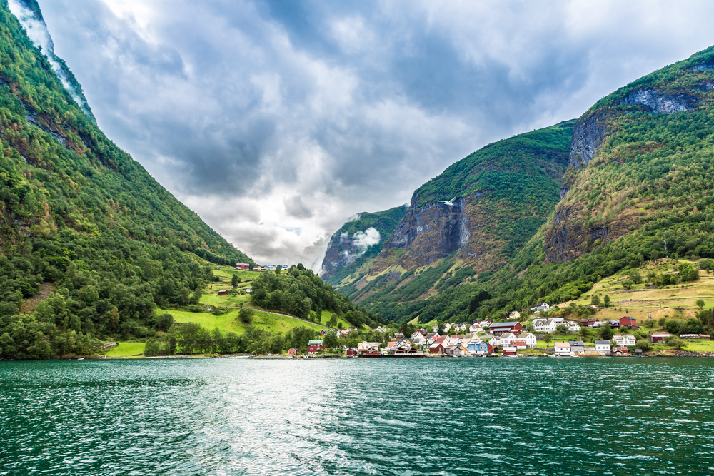 https://mdw-travel-data-us-east-1.s3.amazonaws.com/img/country/Norway/Masoval/img_02.jpg