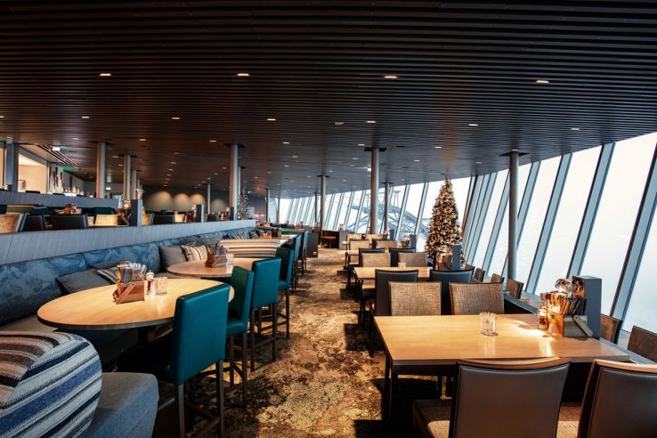 https://mdw-travel-data-us-east-1.s3.amazonaws.com/img/country/Norway/Molen-Cafe-and-Restaurant/img_03.jpg